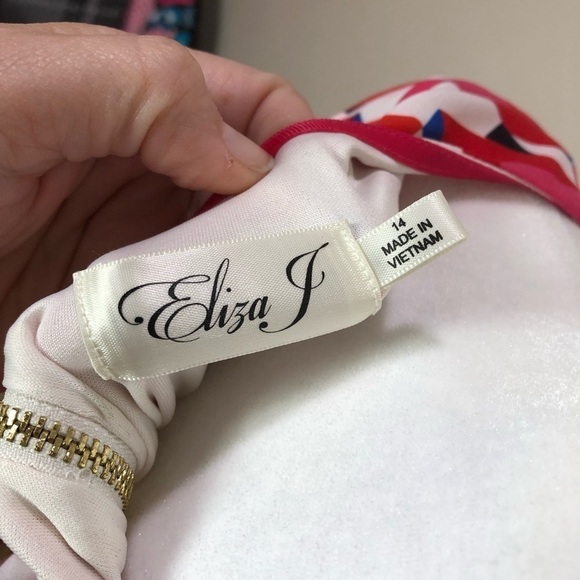 Eliza J Multi-Colored Geometric Patterned Dress Size 14 - Picture 5 of 7